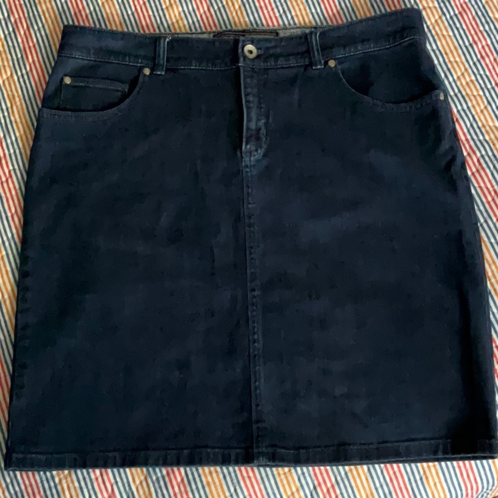 IZOD 12 Just Right Denim Skirt